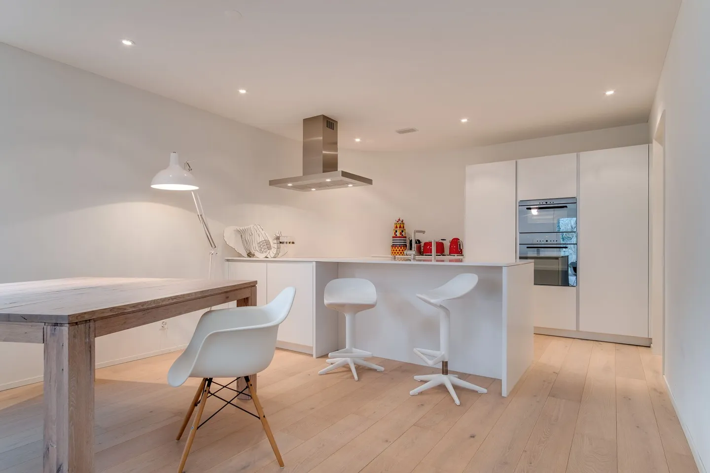 Appartement de jardin moderne 2.5 pièces (139.5m2) dans le quartier 7 - Photo 6 sur 18