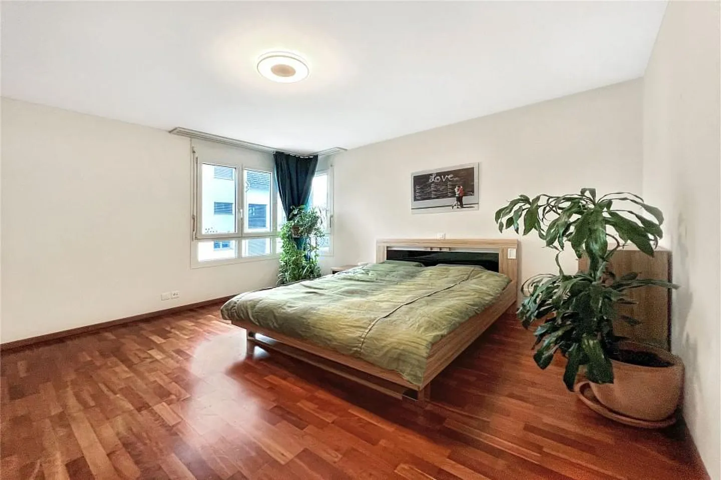 Modern attractive 4 ½-room apartment with balcony in a central location - Photo 4 of 4