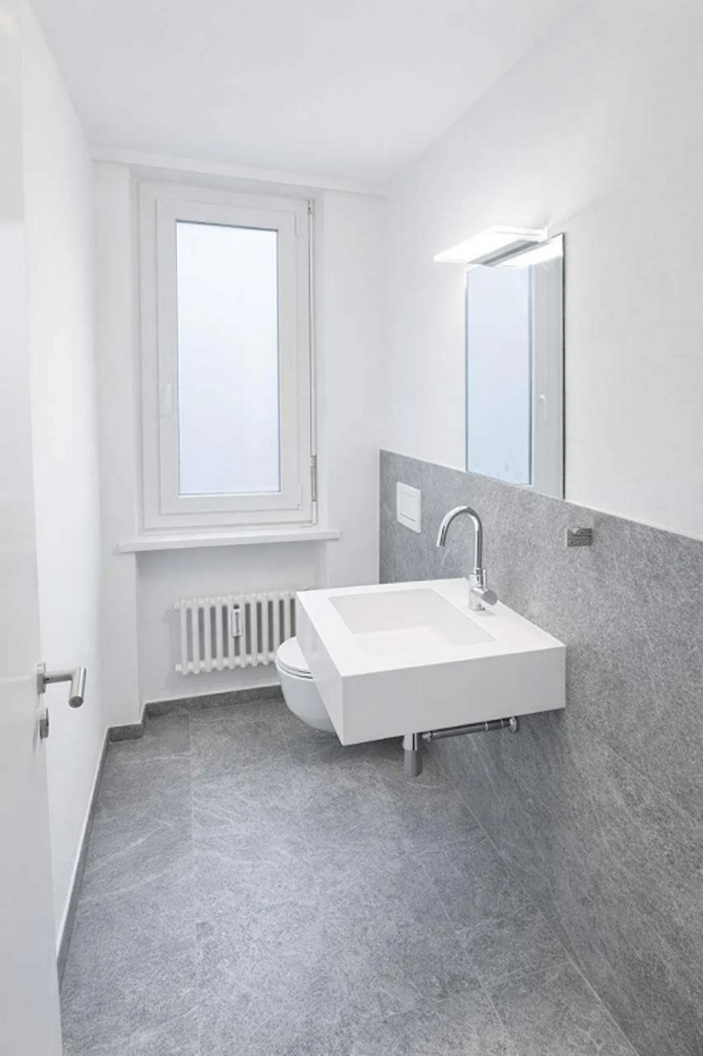 Muralto - Elegant 4.5 Room Apartment with 150 m2 and Lake View - Photo 5 of 12