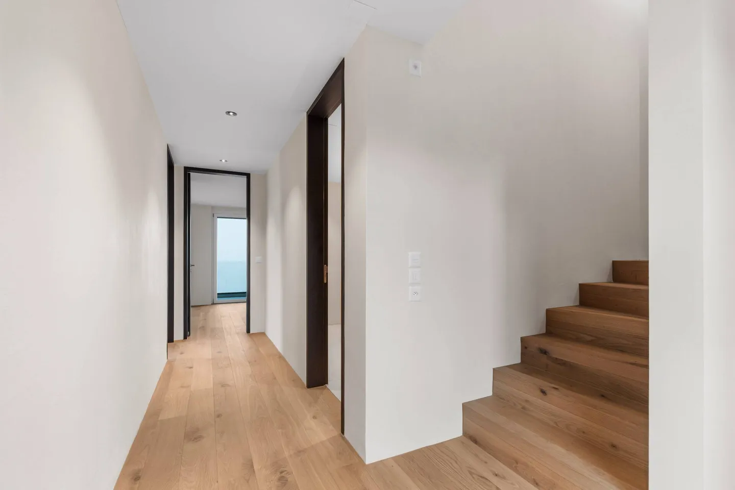 Neubau - Doppeleinfamilienhaus an erhöhter Lage "Allschwil Rosenberg"! - Foto 11 von 18