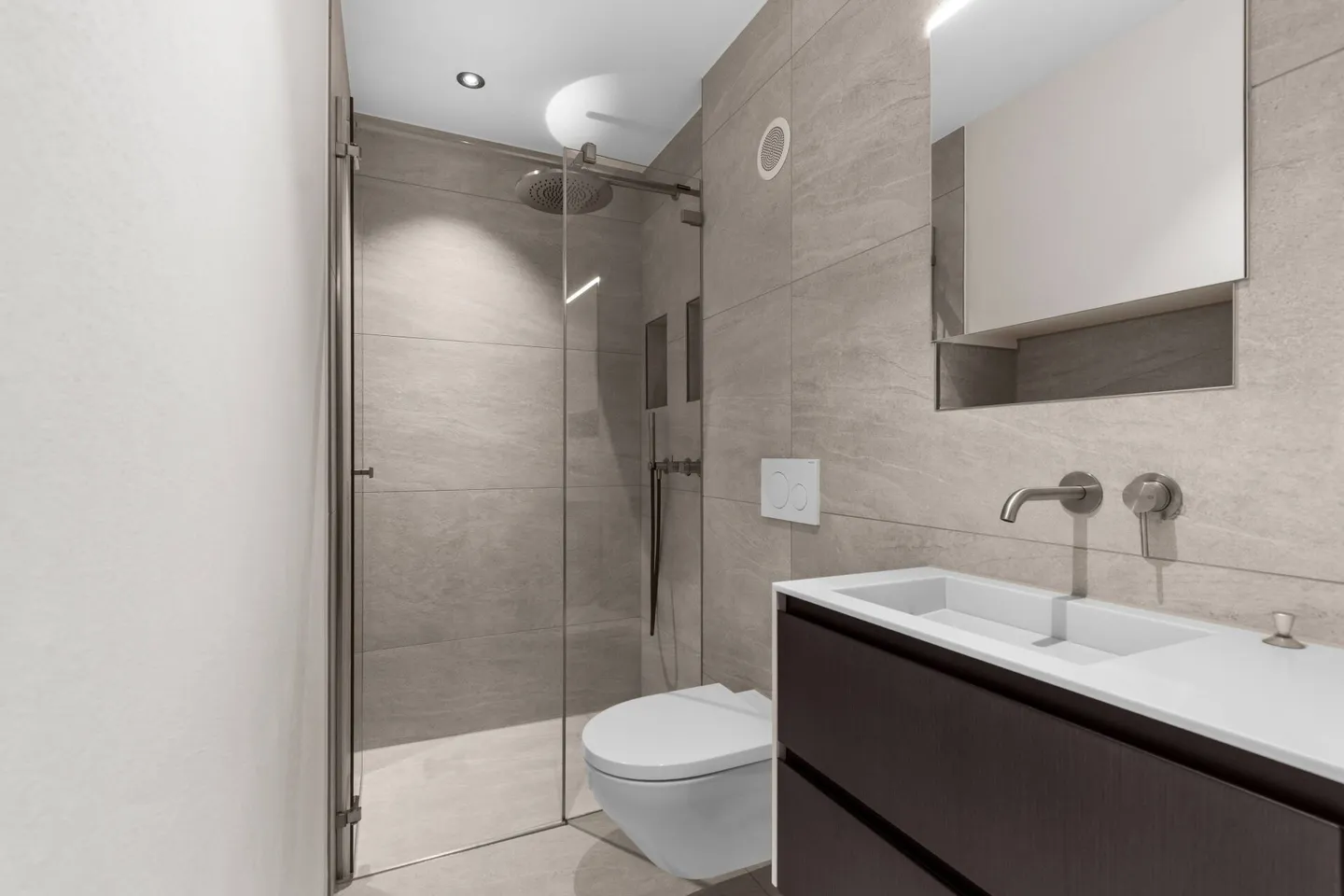 Neubau - Doppeleinfamilienhaus an erhöhter Lage "Allschwil Rosenberg"! - Foto 16 von 18