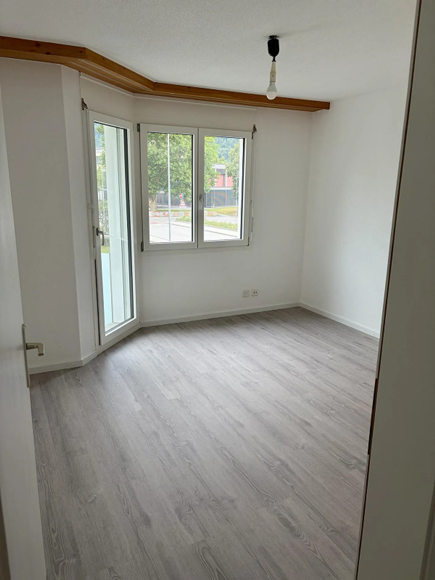 Geräumige 5.5 Zimmer Wohnung - Foto 10 von 17