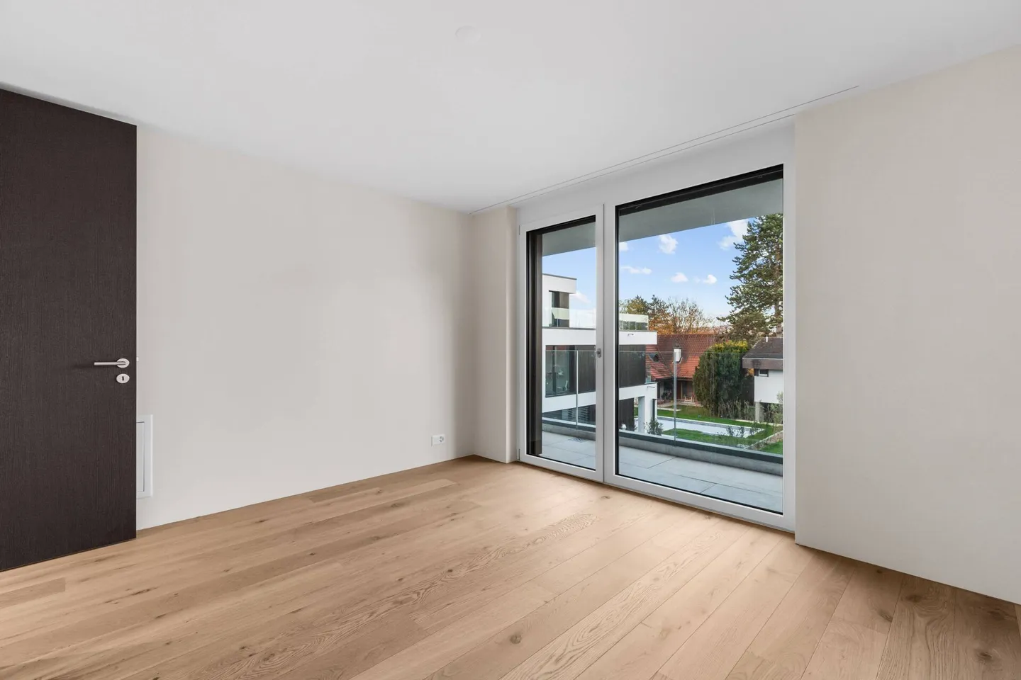 Neubau - Doppeleinfamilienhaus an erhöhter Lage "Allschwil Rosenberg"! - Foto 13 von 18