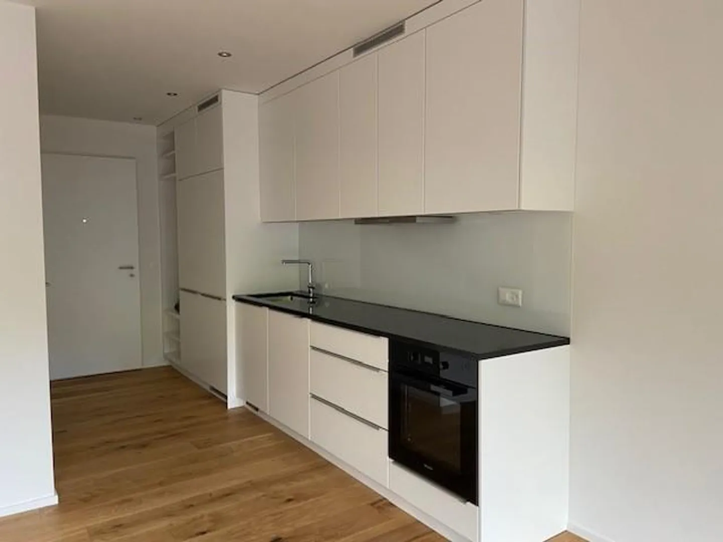 Appartement neuf 1.0 pièce ultra moderne avec une vue imprenable sur les montagnes - Photo 1 sur 10