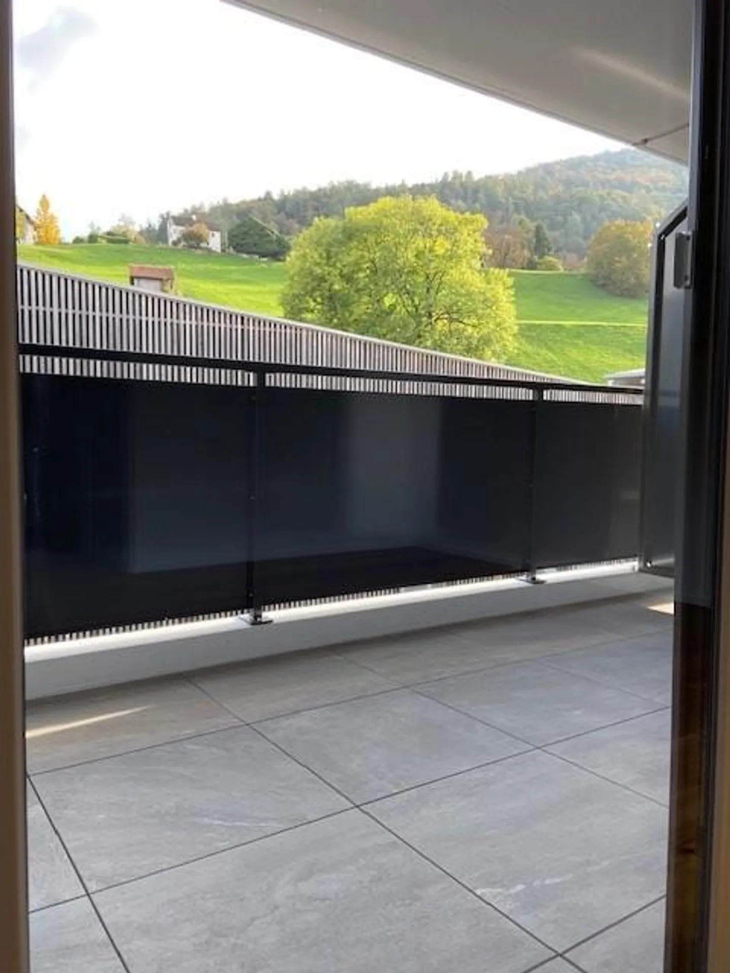 Appartement neuf 1.0 pièce ultra moderne avec une vue imprenable sur les montagnes - Photo 4 sur 10