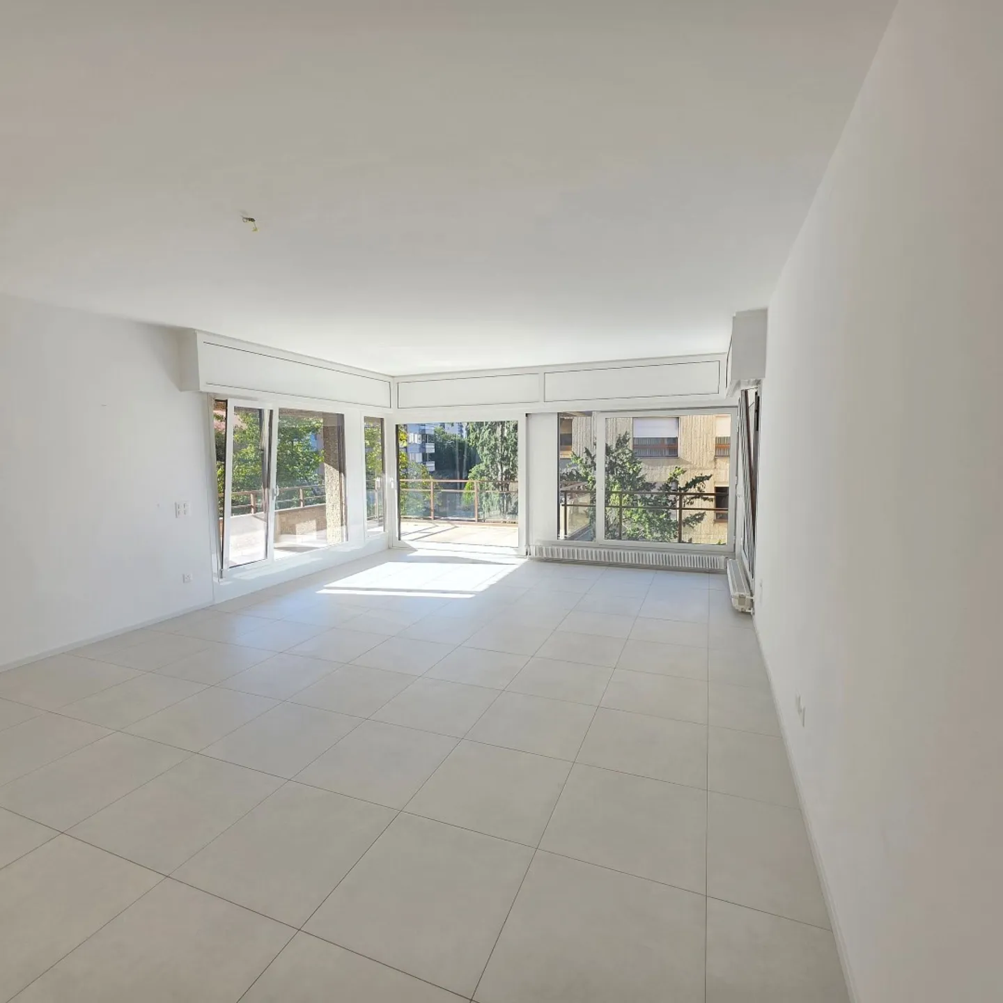 Appartement à louer 3.5 pièces avec vue sur le lac - Photo 4 sur 12