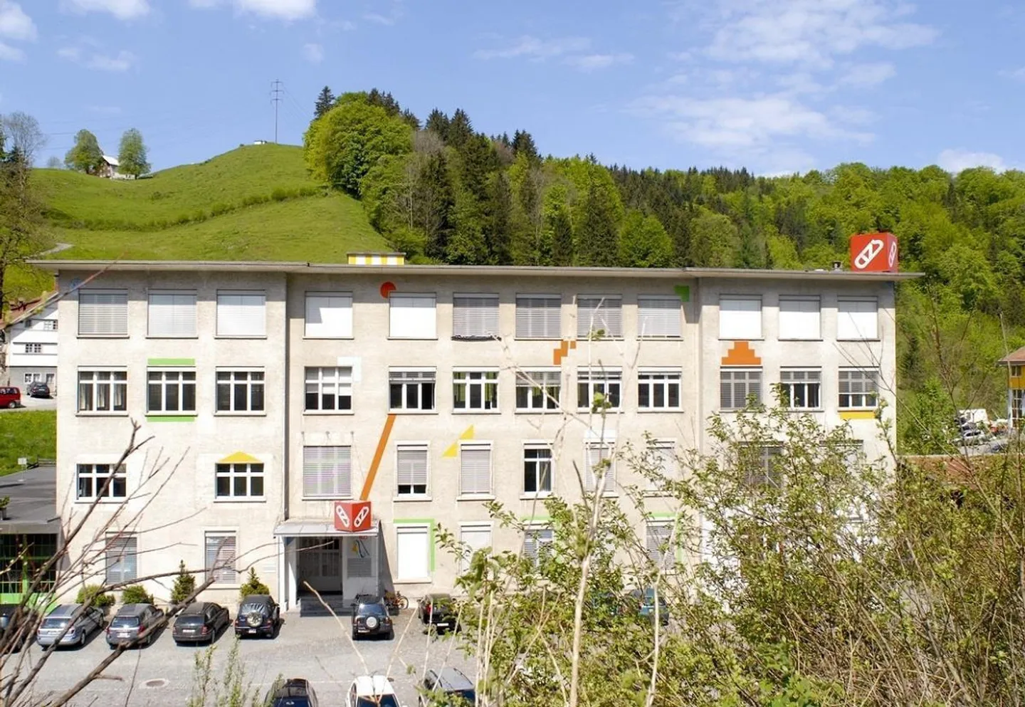 Geräumige Gewerberäume - Foto 1 von 14