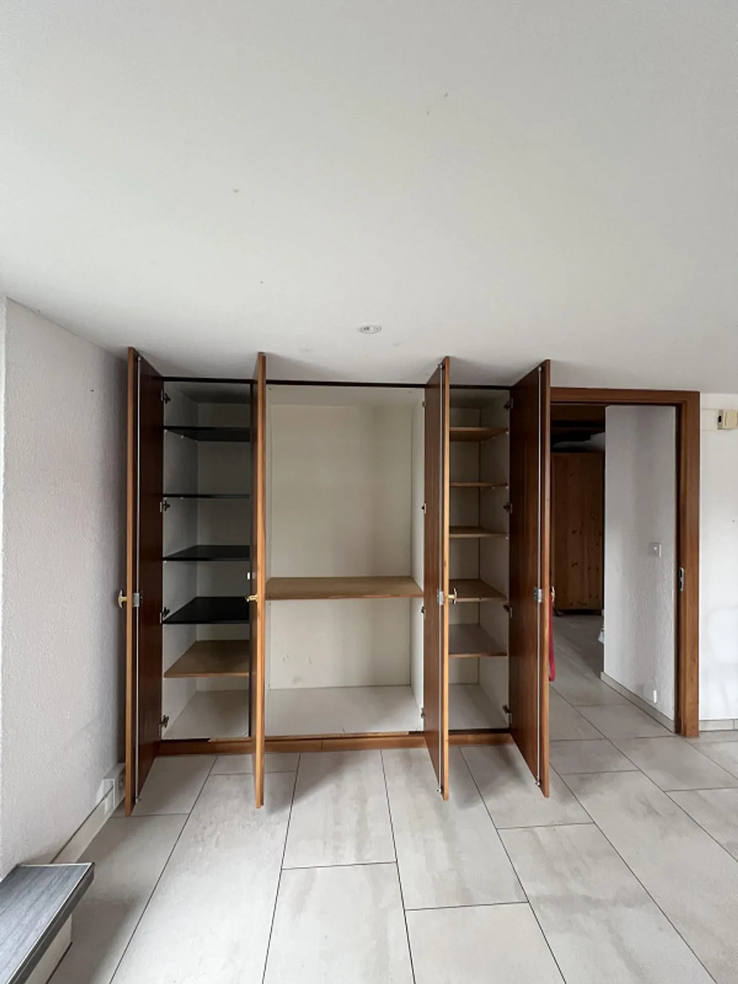 2.5 Room Apartment for Rent - Photo 4 of 14