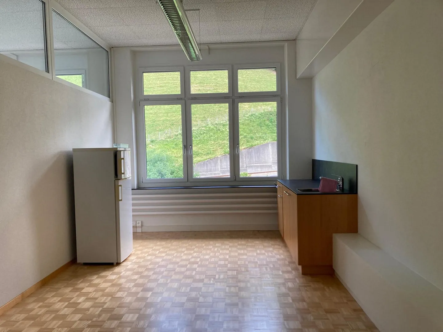 Geräumige Gewerberäume - Foto 7 von 14