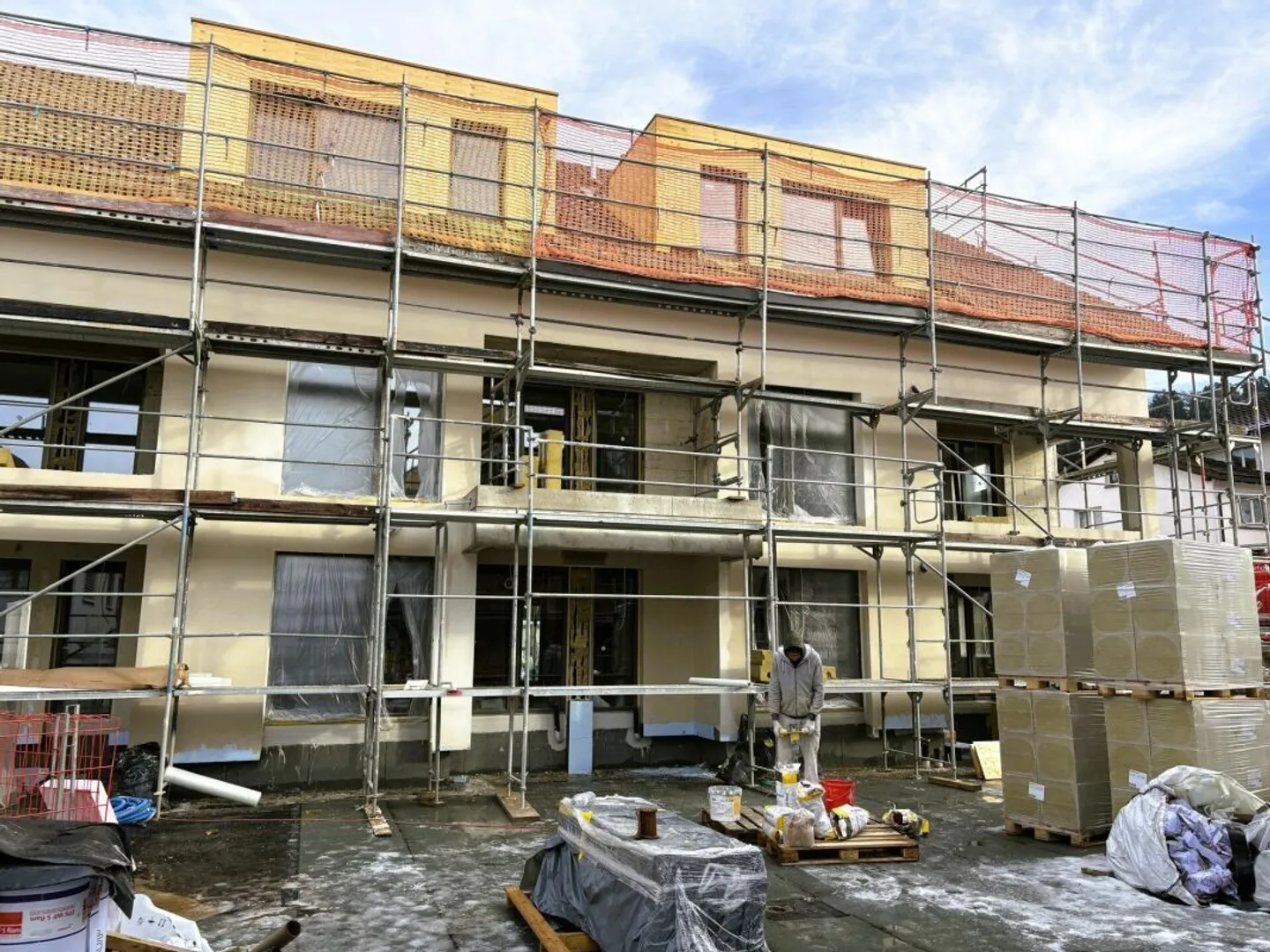 Première location d'un appartement sous les combles de 3,5 pièces à Bischofszell - Photo 1 sur 13