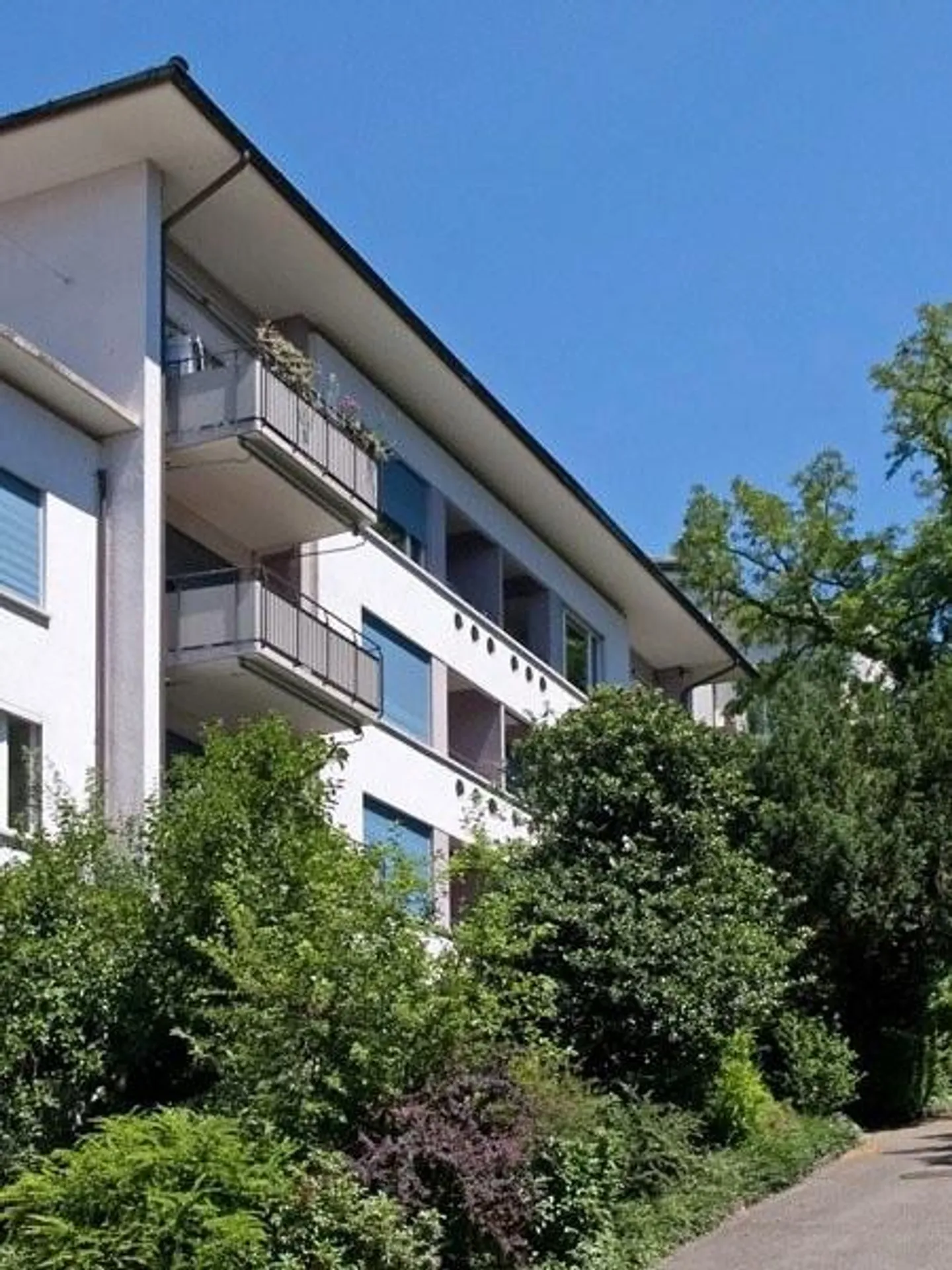For rent in the most central residential area in District 6 - Photo 2 of 6