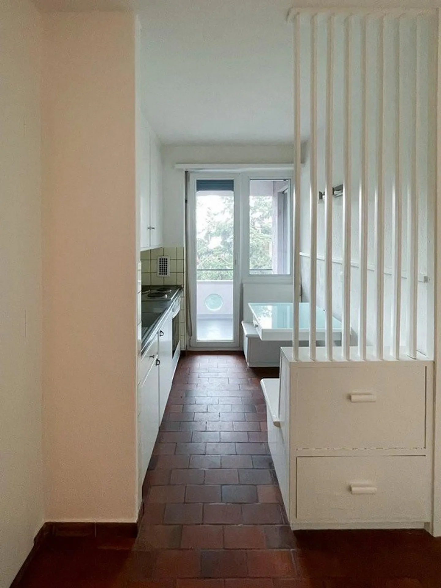 For rent in the most central residential area in District 6 - Photo 3 of 6