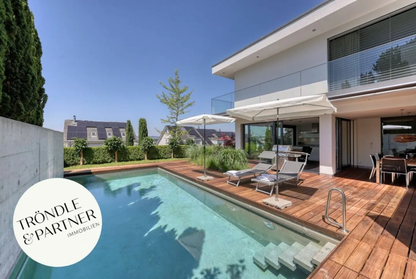 Villa architecte avec piscine - Photo 1 sur 13