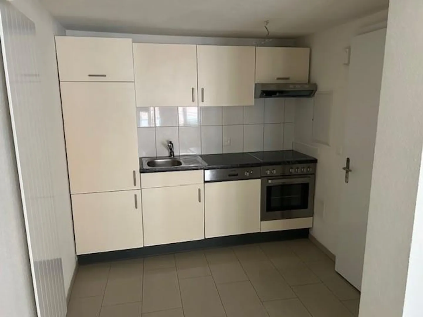 Appartamento centrale con 2 camere nella città vecchia di Zofingen - Foto 4 di 6