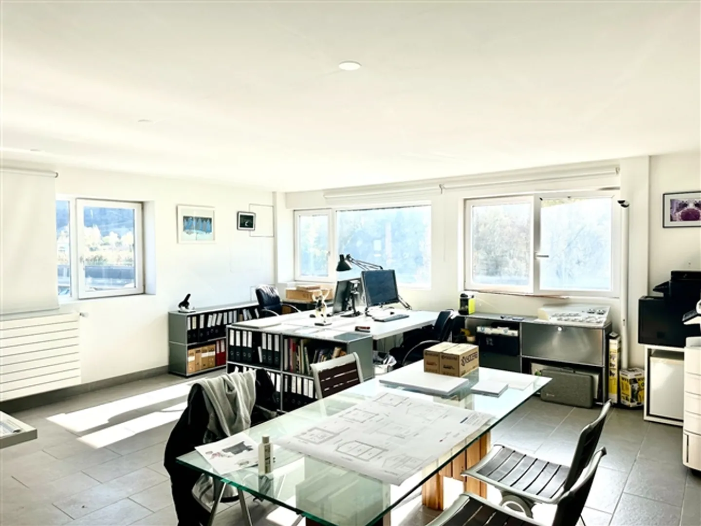 Beautiful Local / Office / Warehouse in Uvrier - Photo 2 of 2