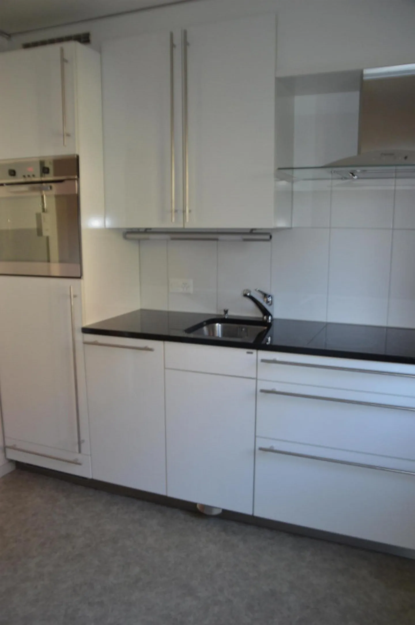 Central and quiet living in a two-family house in Zollikofen - Photo 3 of 11
