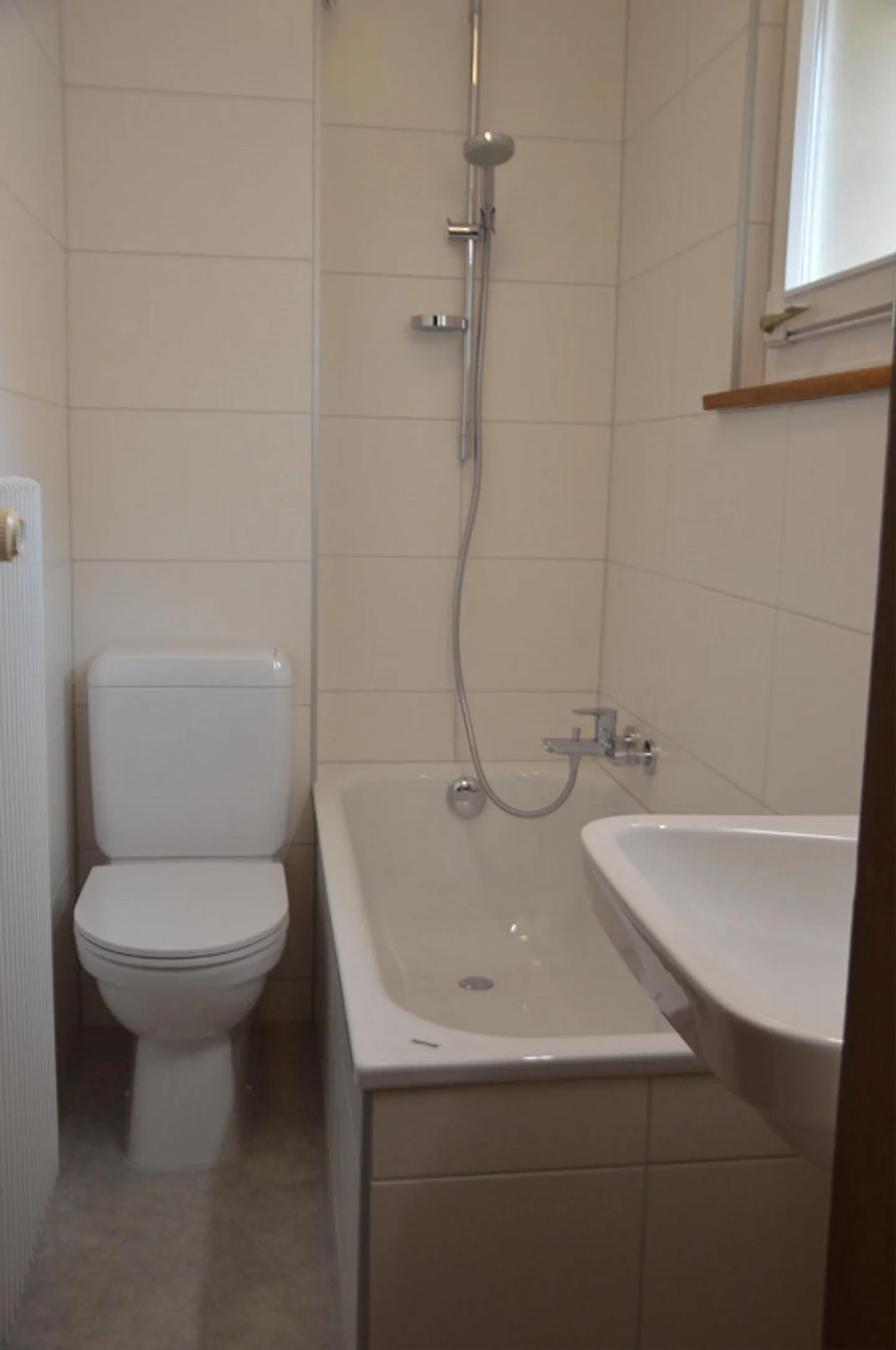 Central and quiet living in a two-family house in Zollikofen - Photo 8 of 11