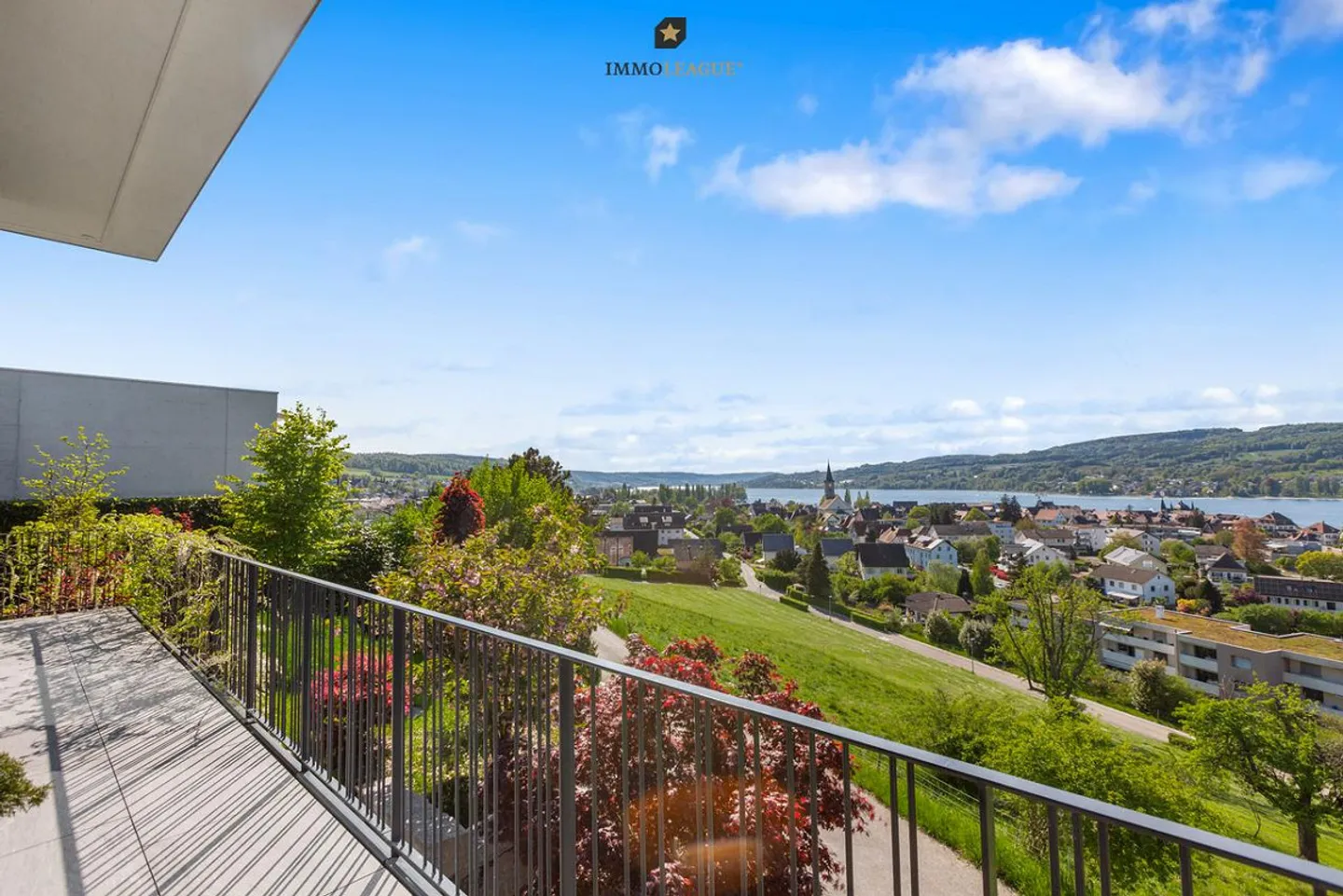 Einzigartige Villa mit Atrium, Pool und Panoramaseesicht. - Foto 6 von 10