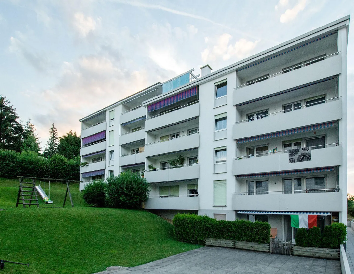 Charming 3.5 room apartment in a central location for rent - Photo 1 of 8