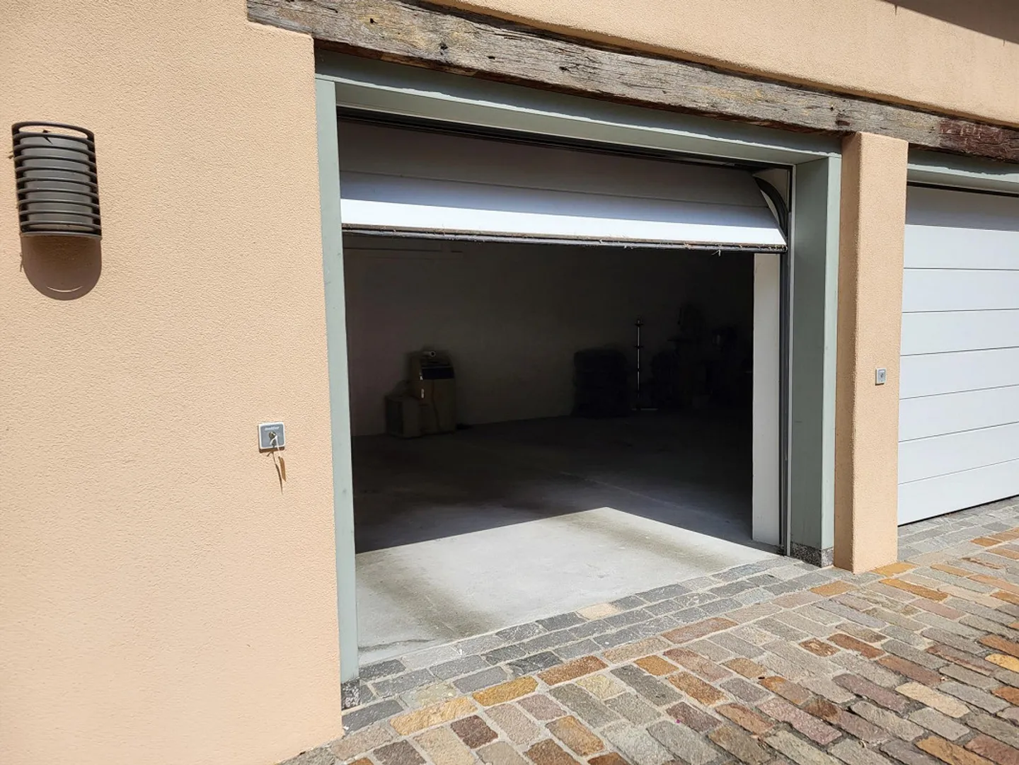 Lockable garage box for rent in the center of Altdorf - Photo 3 of 4