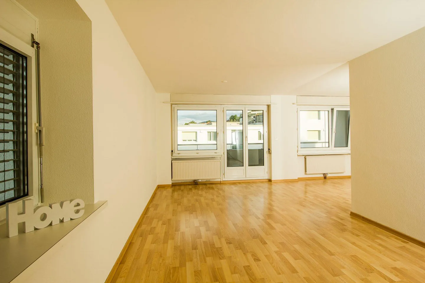 Charming 3.5 room apartment in a central location for rent - Photo 3 of 8