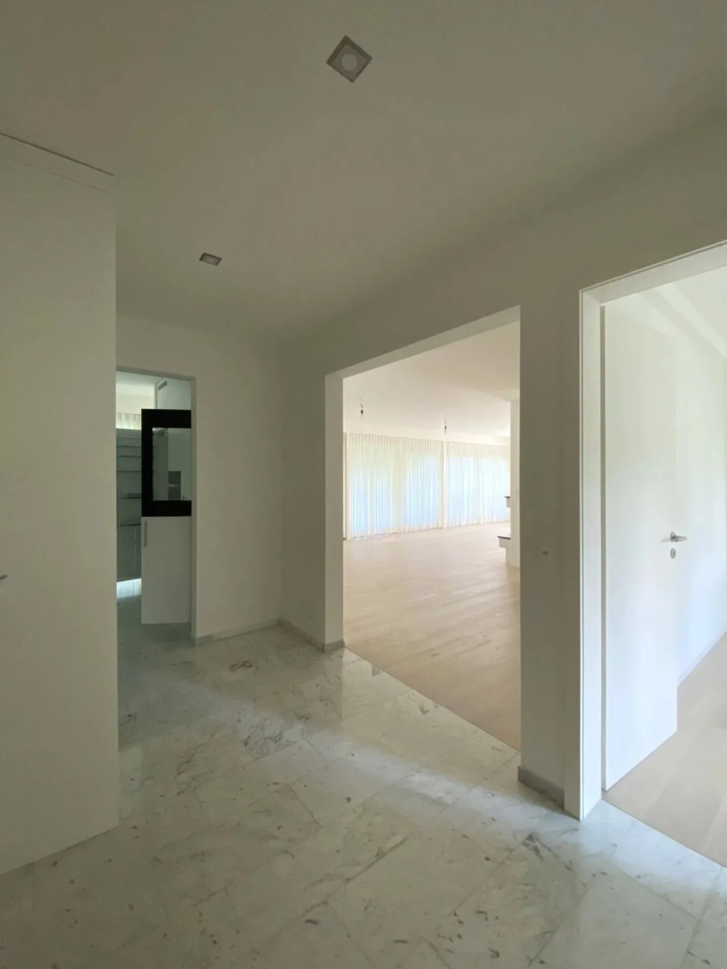 Modern 4.5-room apartment with air conditioning and AEH-PP - Photo 10 of 13