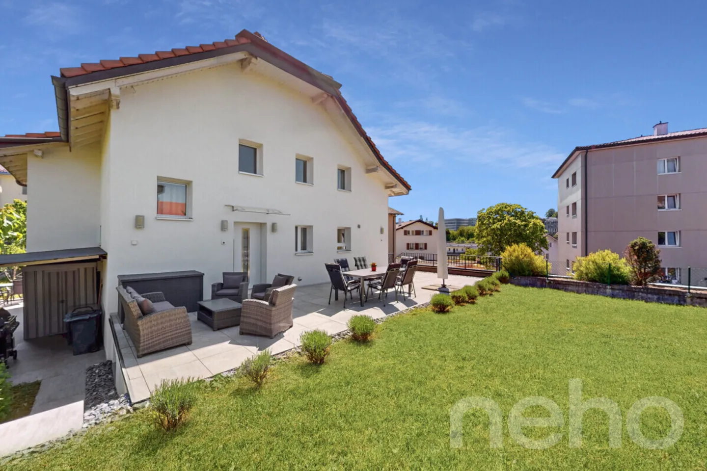 Incantevole villa indipendente con giardino alle porte di Friburgo - Foto 2 di 13