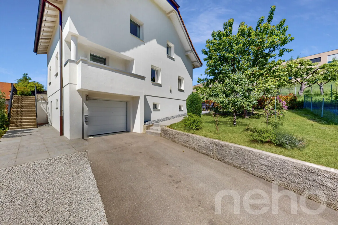 Incantevole villa indipendente con giardino alle porte di Friburgo - Foto 12 di 13