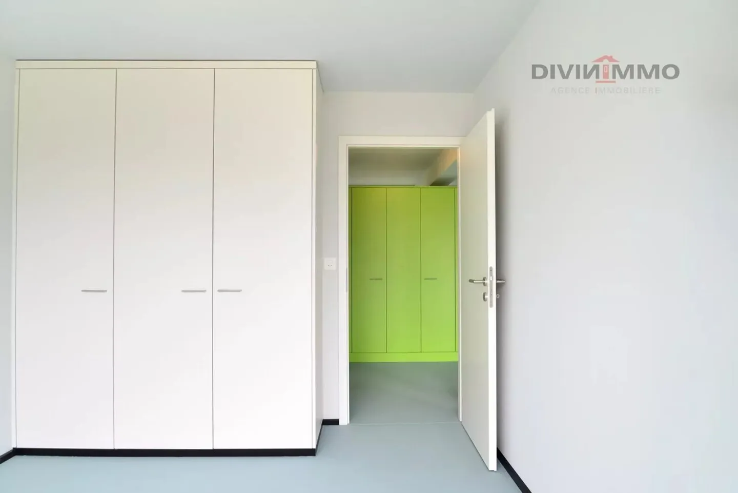 Moderno appartamento di 2,5 stanze con orto - Foto 6 di 8