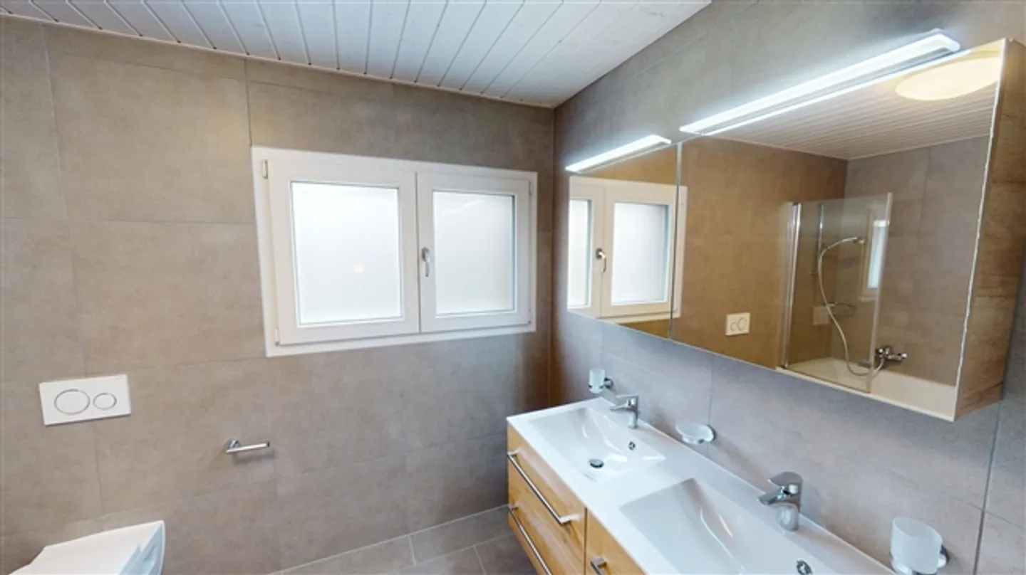 «Wunderschönes Reihenhaus mit großem Garten, ideal gelegen» - Foto 13 von 16