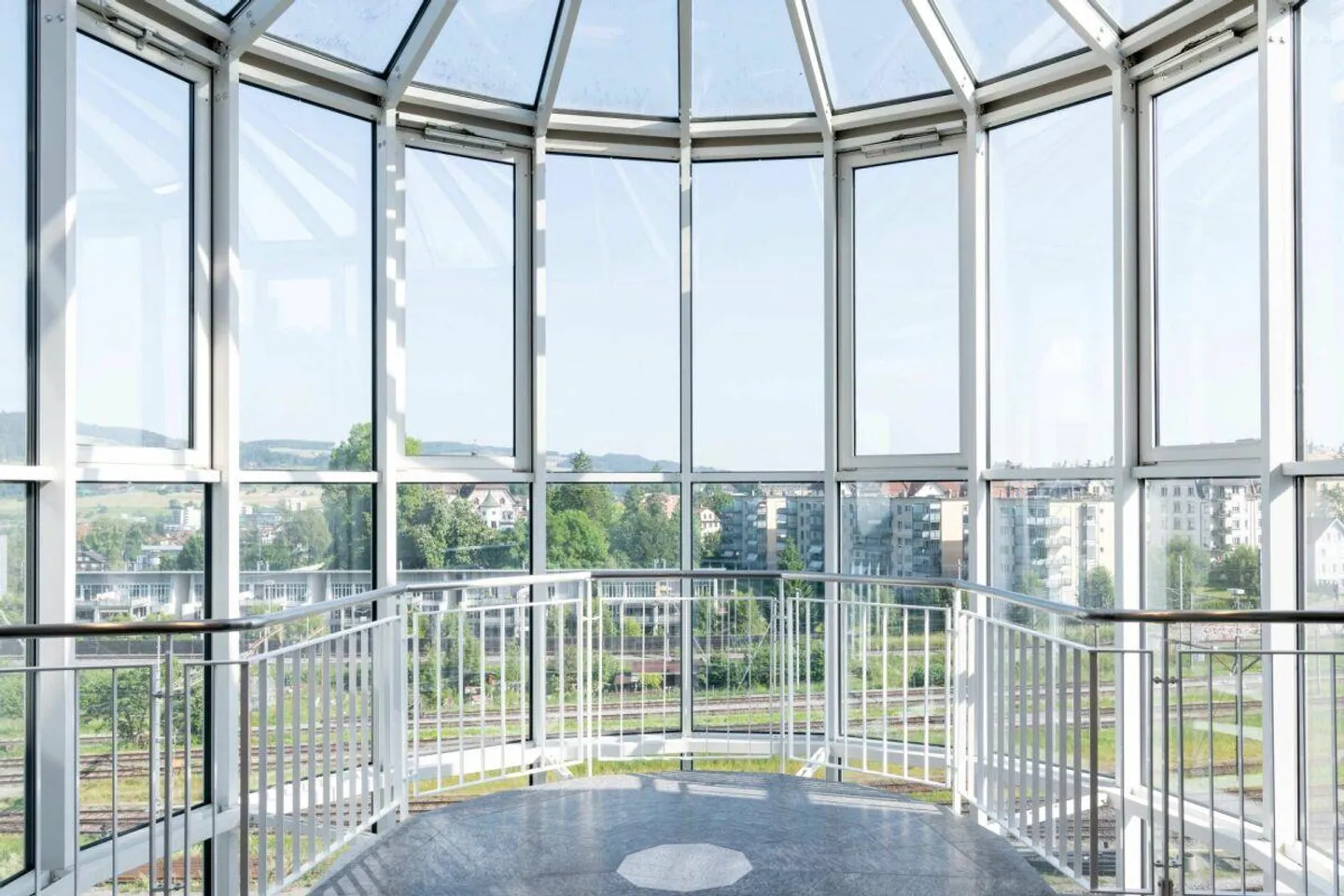 Espace pour la croissance dans un environnement commercial durable, innovant et central... - Photo 3 sur 9