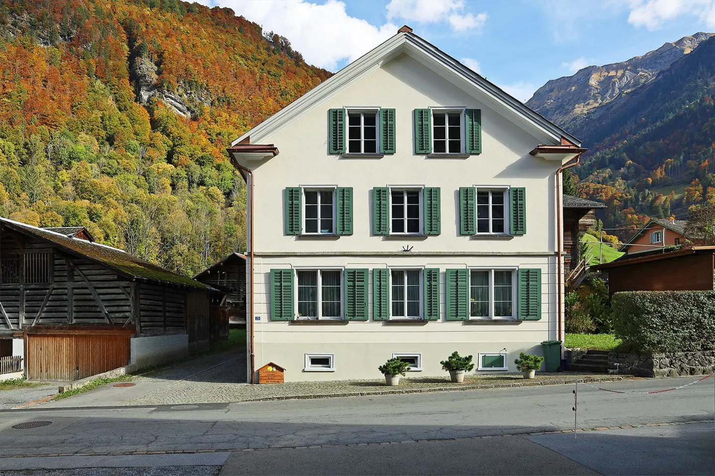 Appartamento 3 camere accogliente e conveniente in mansarda - Foto 1 di 4