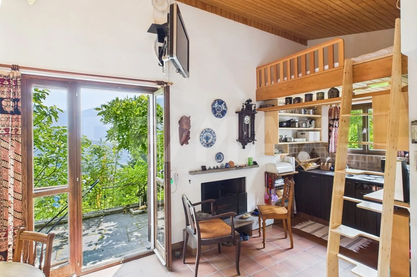 Ein Rückzugsort im Grünen  Rustikaler Ferienhaus mit freier Sicht auf den Luganer See - Foto 8 von 13