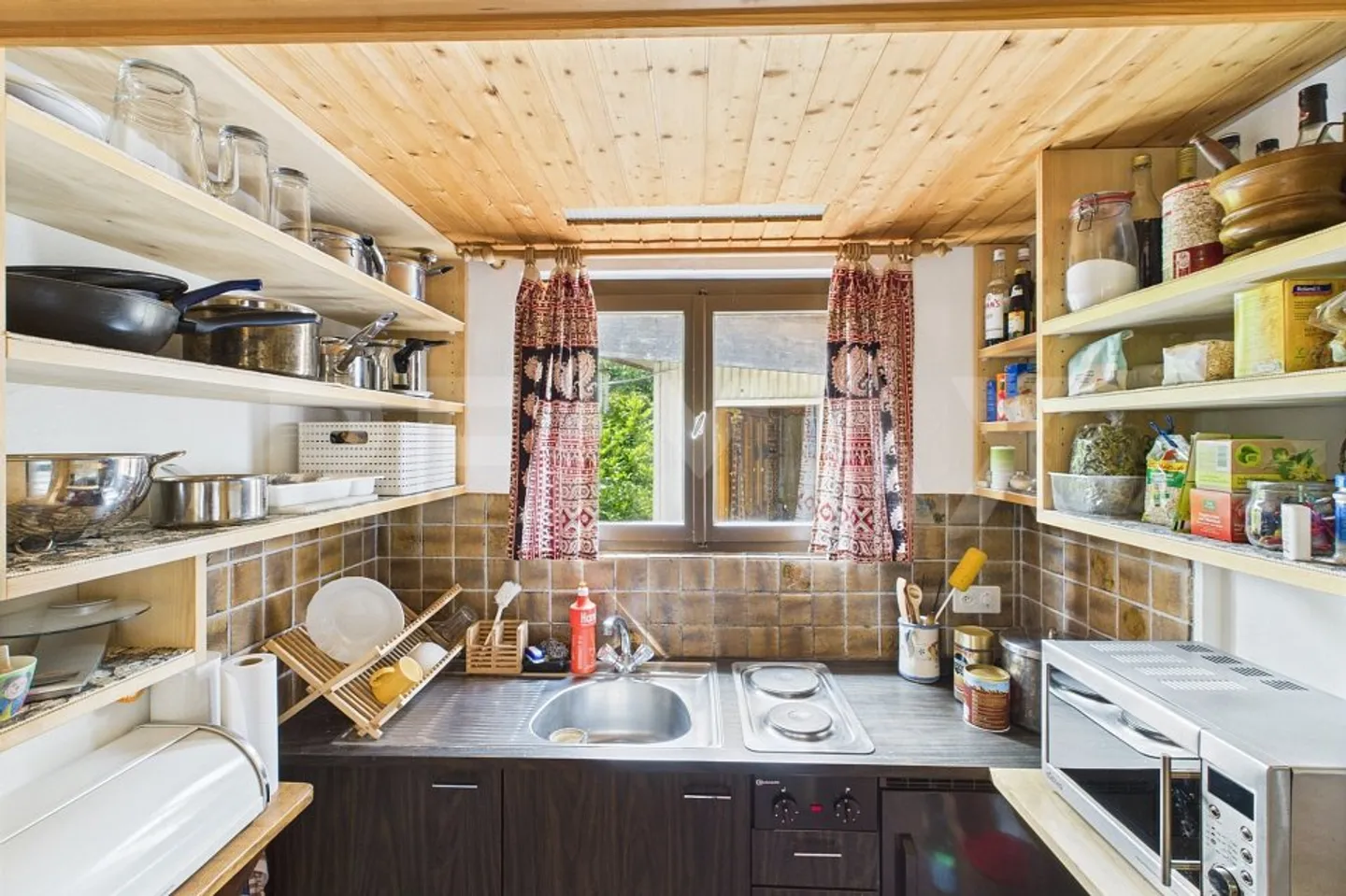 Ein Rückzugsort im Grünen  Rustikaler Ferienhaus mit freier Sicht auf den Luganer See - Foto 10 von 13