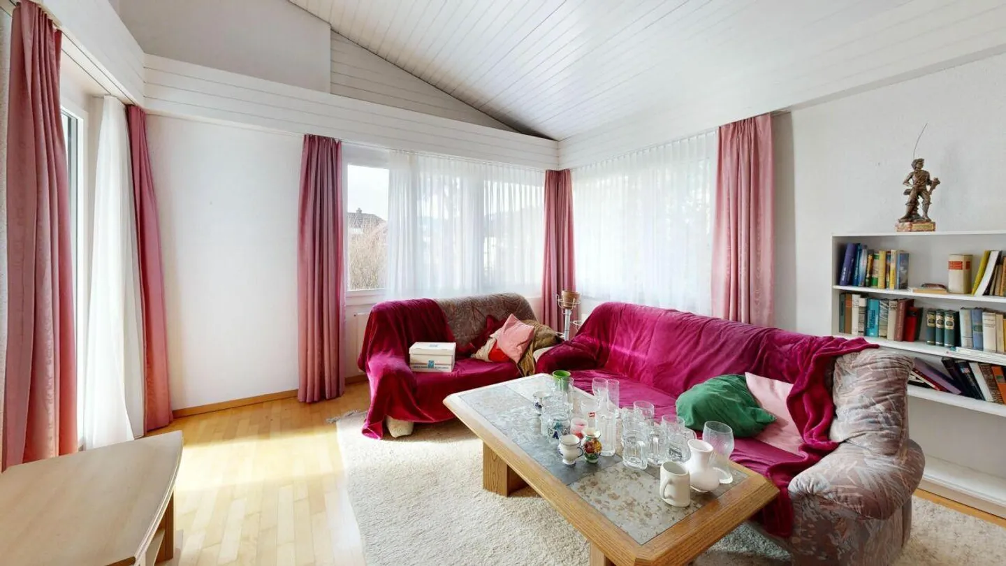 Charmante Dachwohnung in ruhiger Lage - Foto 9 von 15