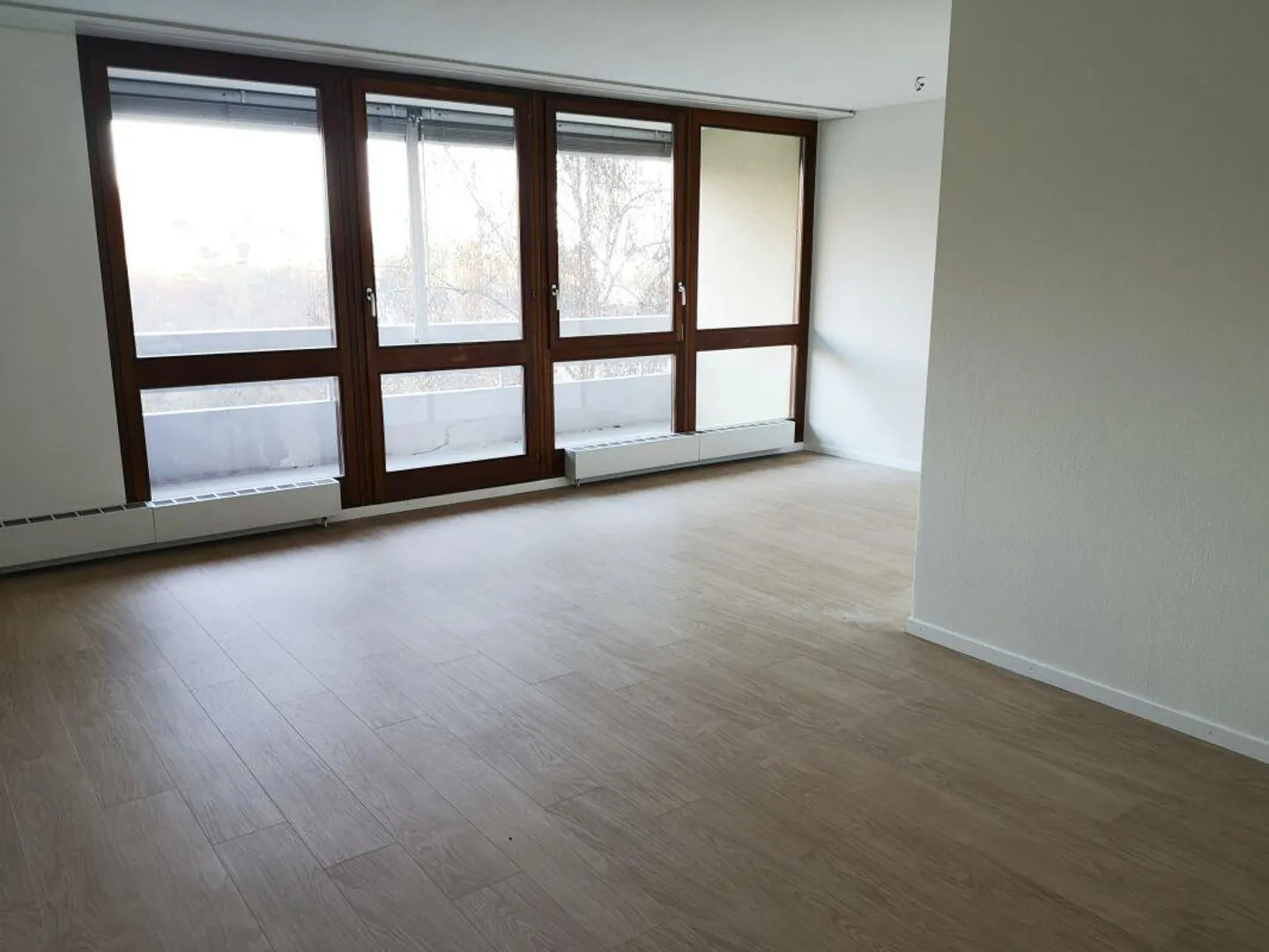 Appartamento completamente ristrutturato con grande balcone - Foto 2 di 7