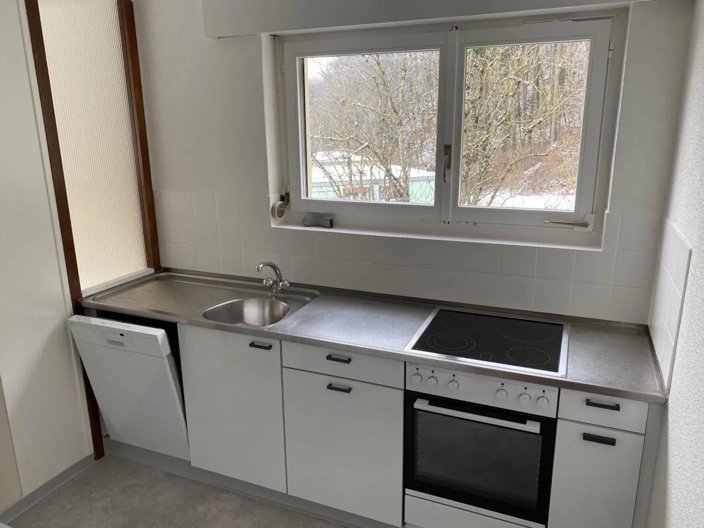 Appartamento completamente ristrutturato con grande balcone - Foto 3 di 7