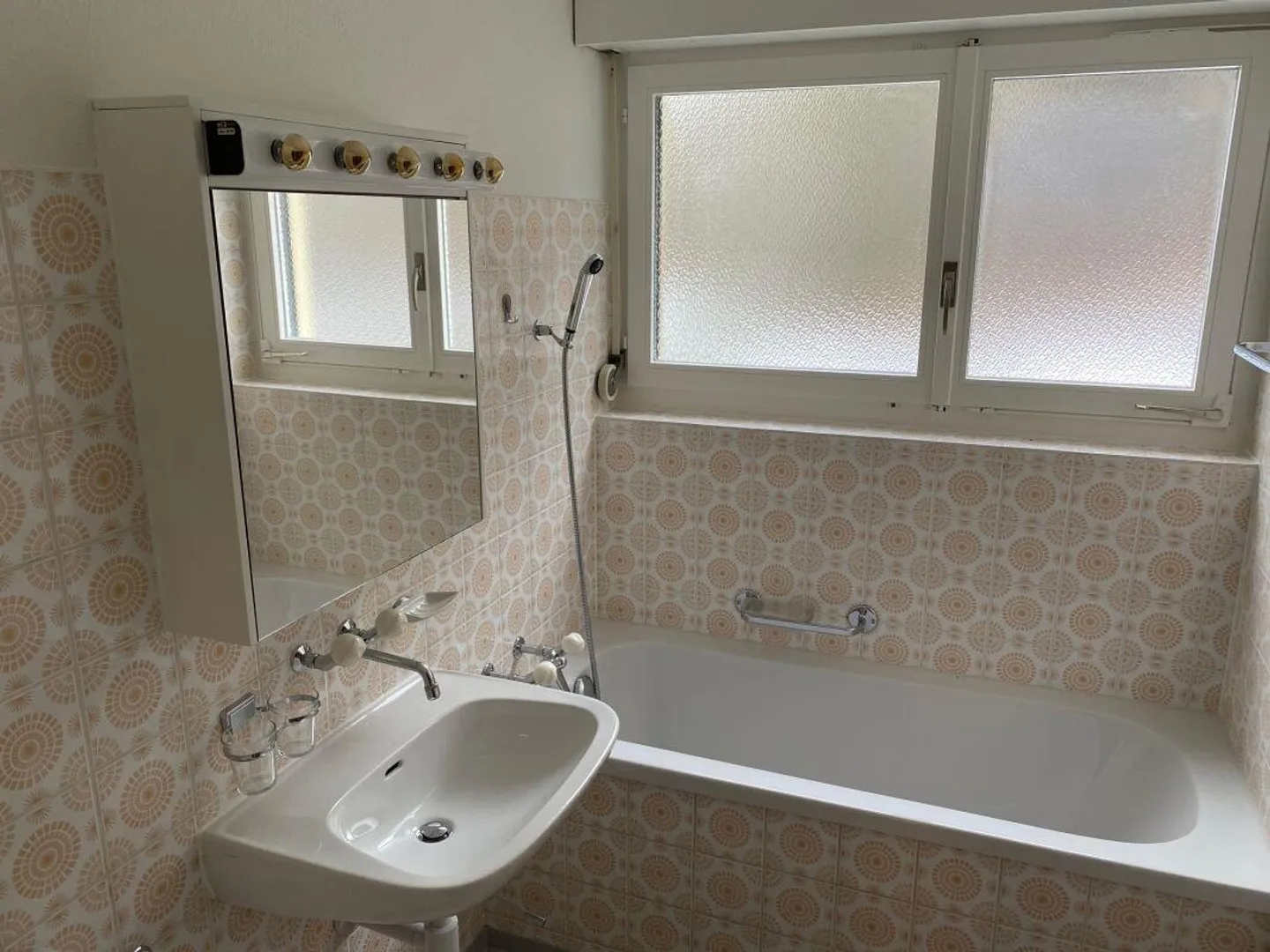 Appartamento completamente ristrutturato con grande balcone - Foto 6 di 7