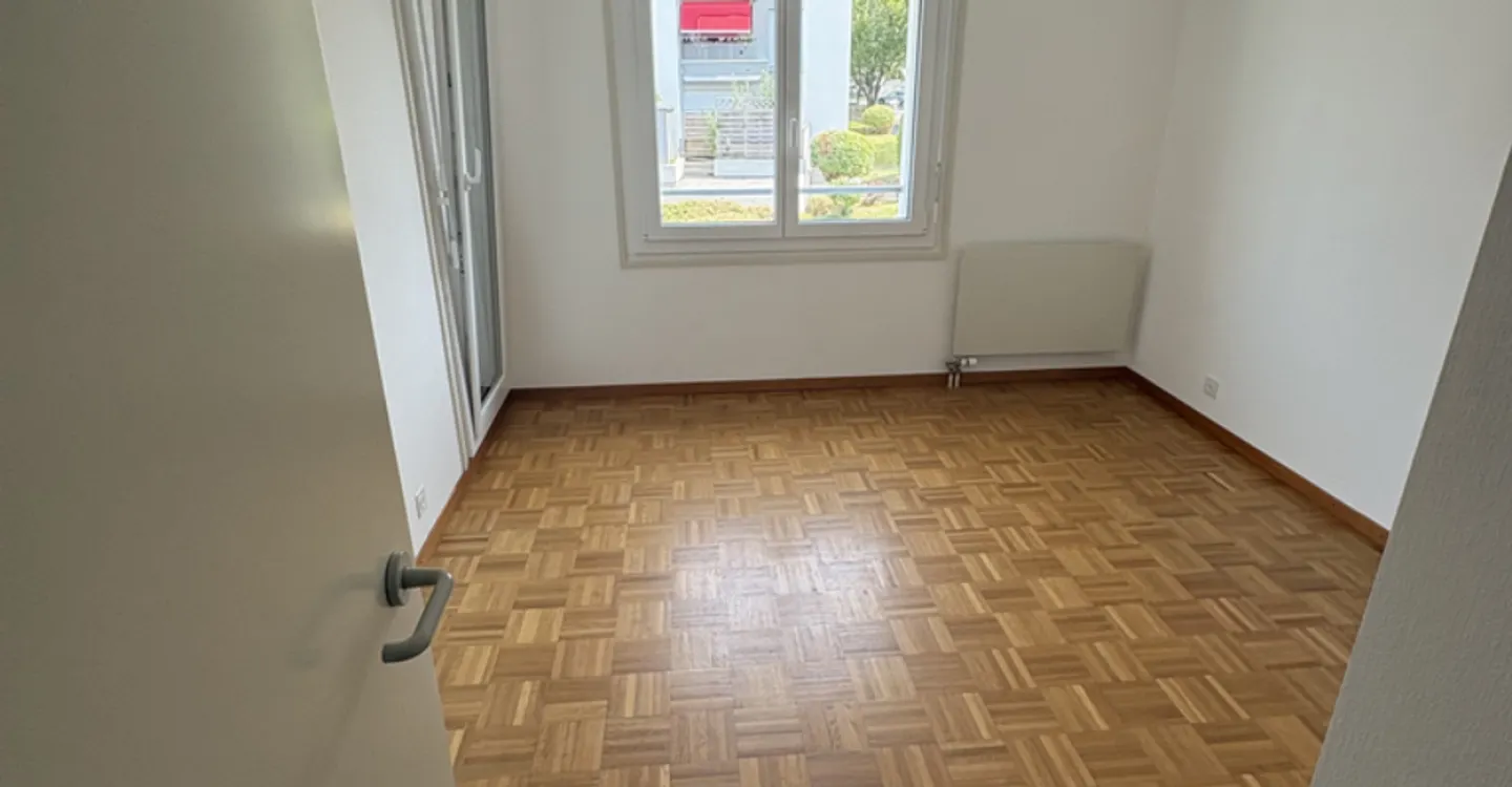 Schöne Wohnung in der Nähe von Geschäften und Schulen - Foto 4 von 8