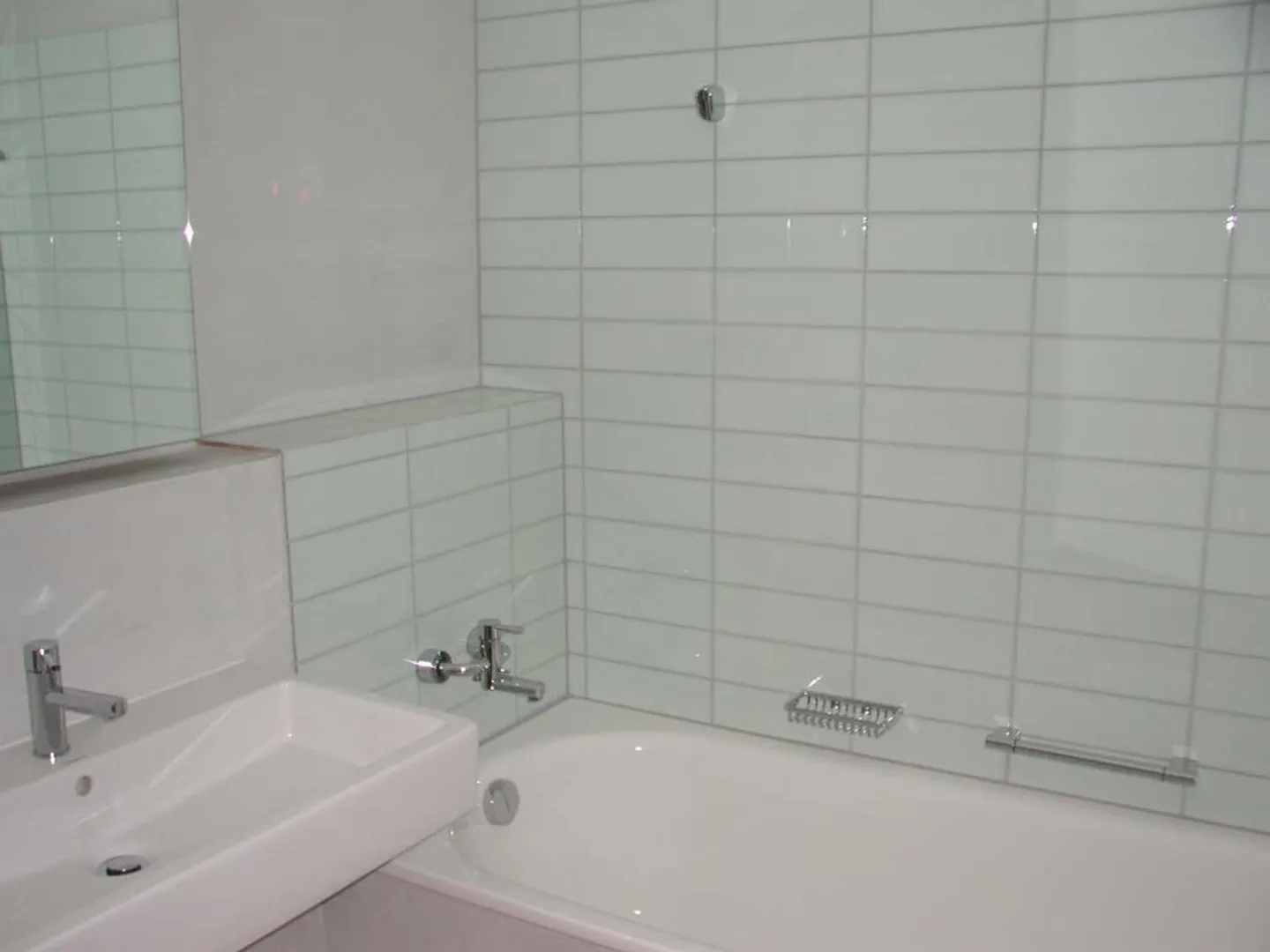 Appartamento situato in una zona tranquilla in un quartiere familiare con un ampio spazio esterno - Foto 9 di 12