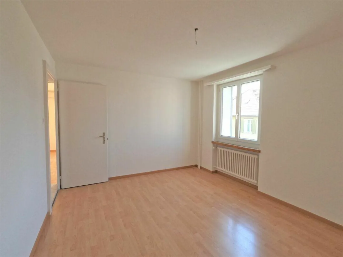 Votre nouveau chez-vous vous attend - visitez maintenant ! - Photo 6 sur 7