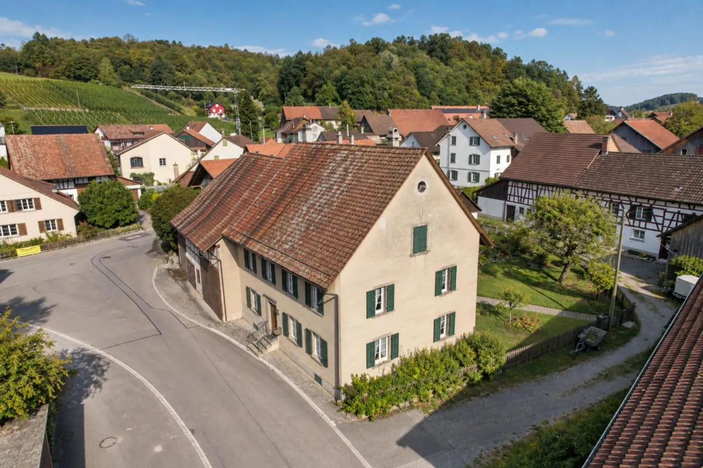 Historisches Wohnhaus mit Scheune - Foto 2 von 10