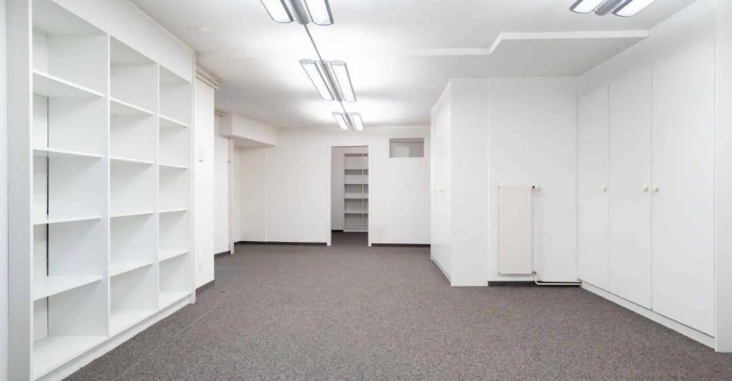 Prestigiuers Büroraum in Lausanne - Foto 1 von 11