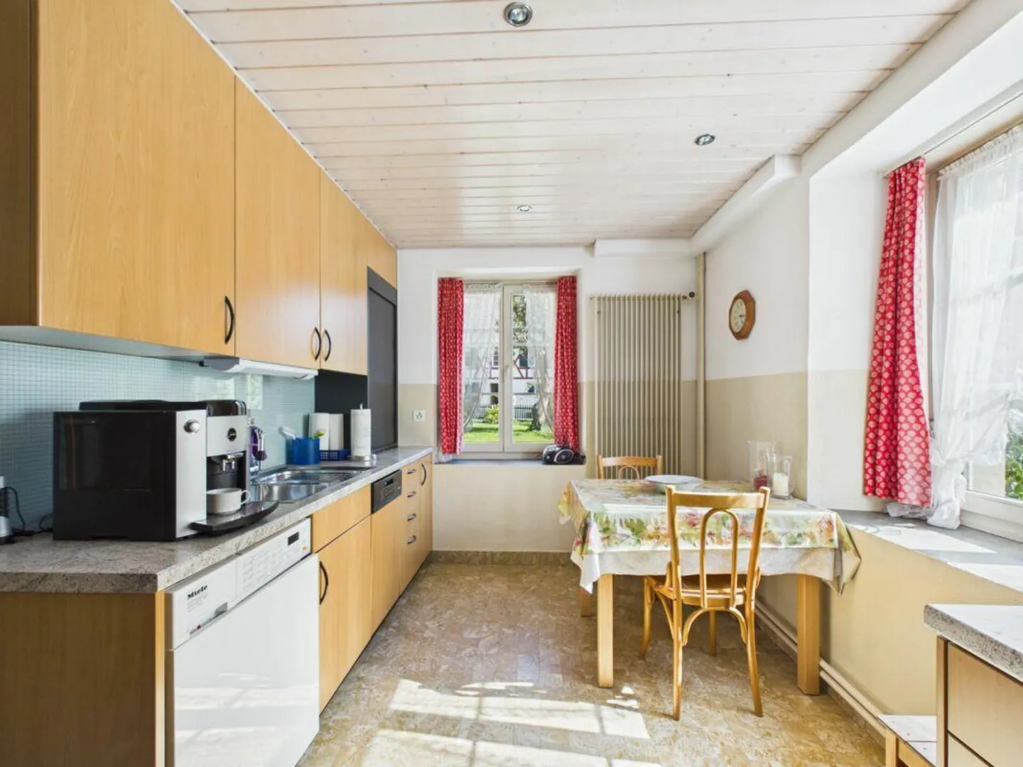 Historisches Wohnhaus mit Scheune - Foto 6 von 10