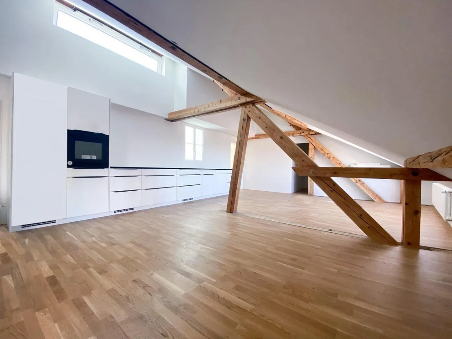 Attico con Loggia a Thun - Foto 4 di 11