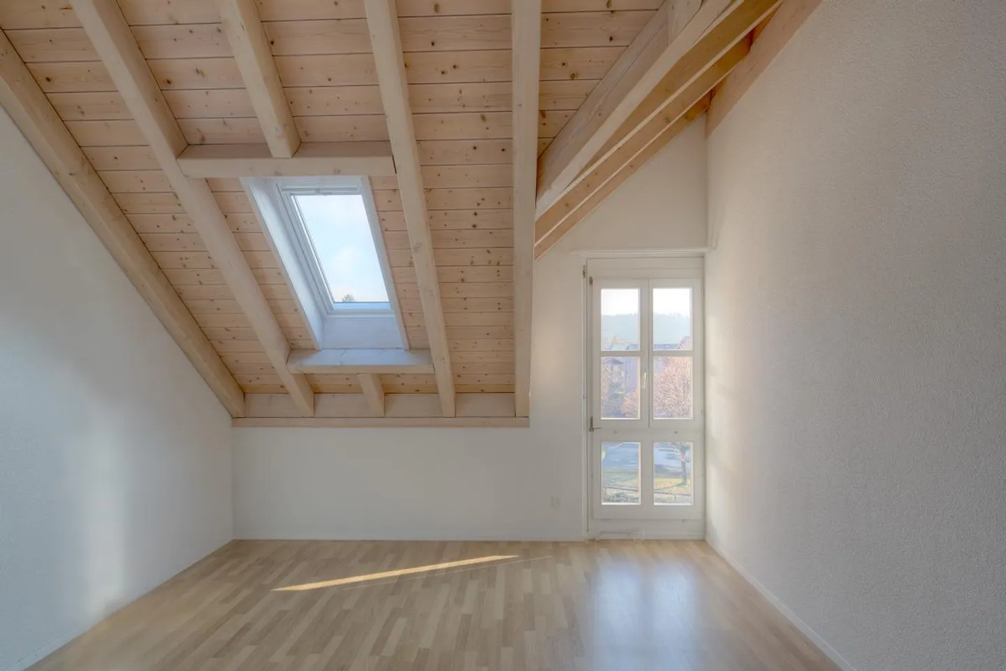 Geräumige Wohnung mit Galerie - Foto 6 von 10