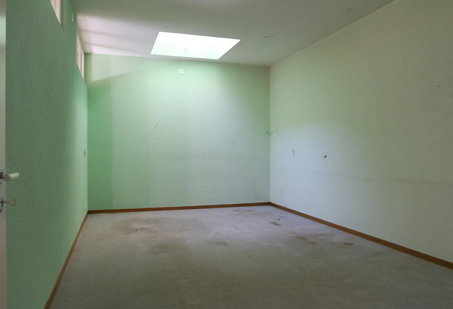 In vendita in posizione centrale, appartamento di 5½ locali - da ristrutturare - Foto 8 di 15