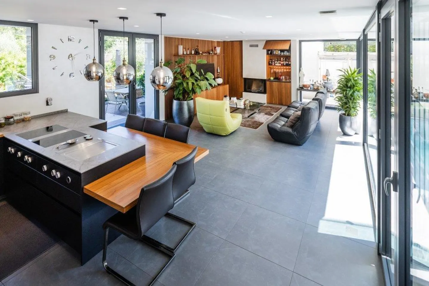 Designvilla mit Pool und privatem Spa in exklusiver Lage in O - Foto 4 von 6