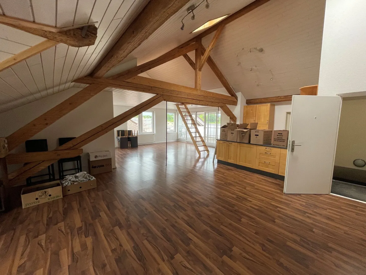 Appartamento 5.5 stanze - Foto 1 di 6