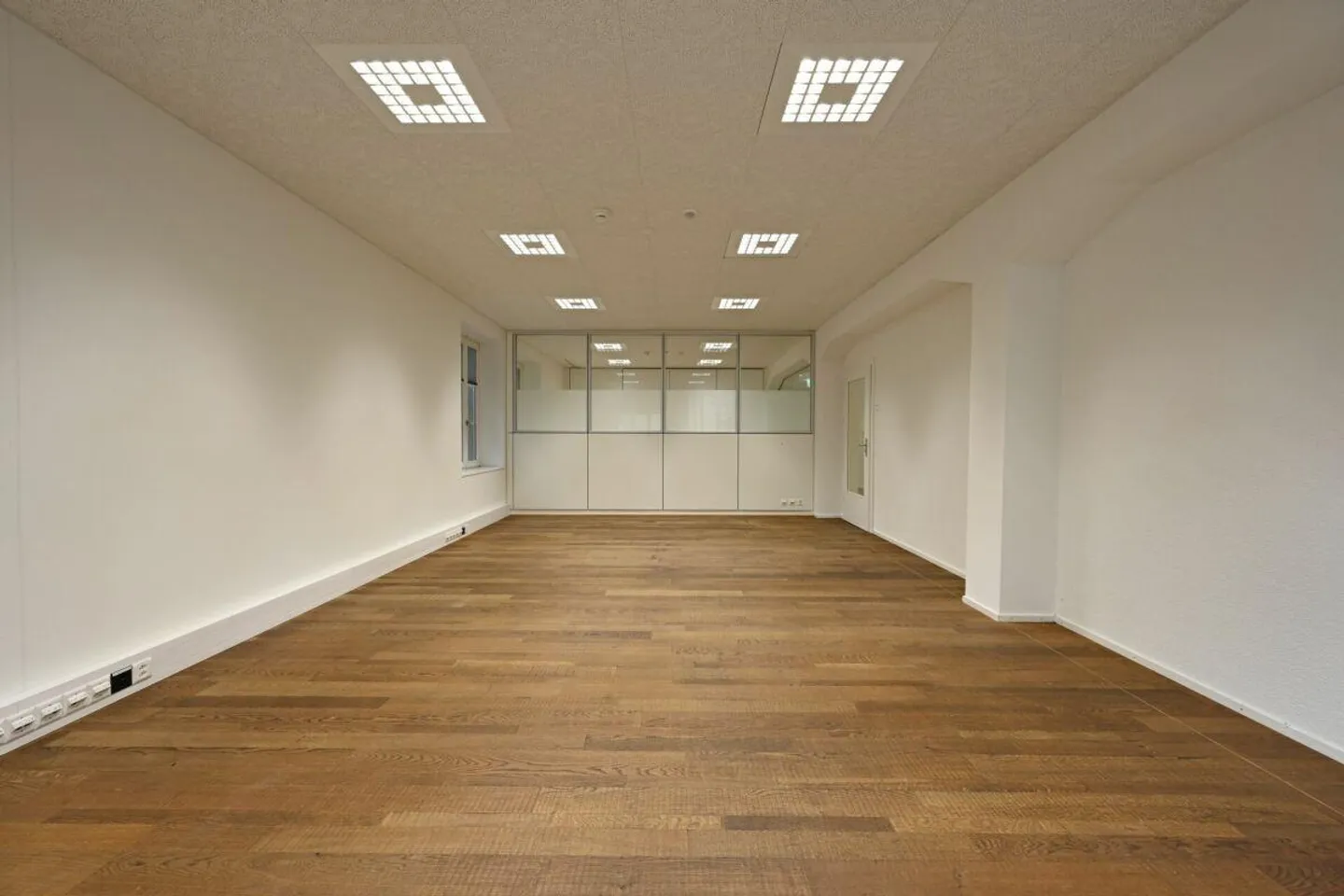 214 m² commercial space - Photo 5 of 7
